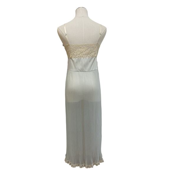 Vintage 50s Pastel Blue Sheer Nylon Crystal Pleated Lacy Full Slip Dress Size 34 - Picture 8 of 12